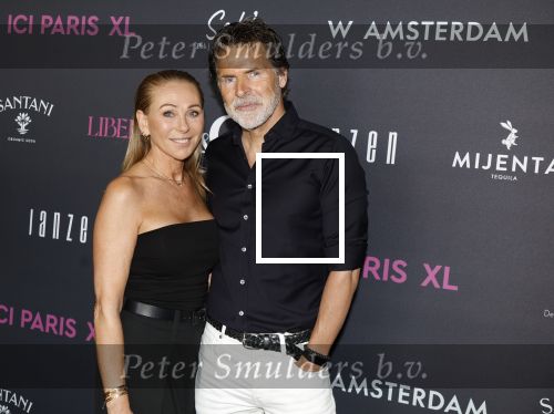 Amsterdan 23 mei 2024
Presentatie magazine Loiza Lamers in het W Hotel. Toine v peperstraten met vriendin