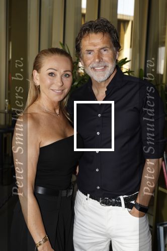 Amsterdan 23 mei 2024
Presentatie magazine Loiza Lamers in het W Hotel. Toine v peperstraten met vriendin