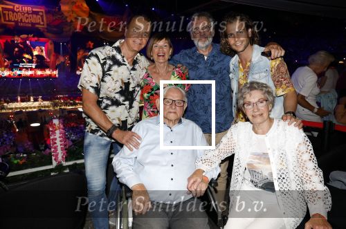 Amsterdam 25 mei 2024
Wino Omtzigt met vriend Glenn en familie bij toppers in Concert in de Amsterdam Johan Cruijff arena