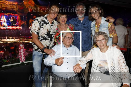Amsterdam 25 mei 2024
Wino Omtzigt met vriend Glenn en familie bij toppers in Concert in de Amsterdam Johan Cruijff arena