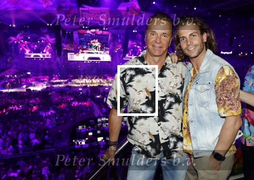 Amsterdam 25 mei 2024
Wino Omtzigt met vriend Glenn en familie bij toppers in Concert in de Amsterdam Johan Cruijff arena