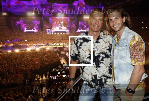 Amsterdam 25 mei 2024
Wino Omtzigt met vriend Glenn en familie bij toppers in Concert in de Amsterdam Johan Cruijff arena