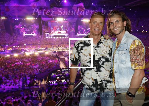 Amsterdam 25 mei 2024
Wino Omtzigt met vriend Glenn en familie bij toppers in Concert in de Amsterdam Johan Cruijff arena
