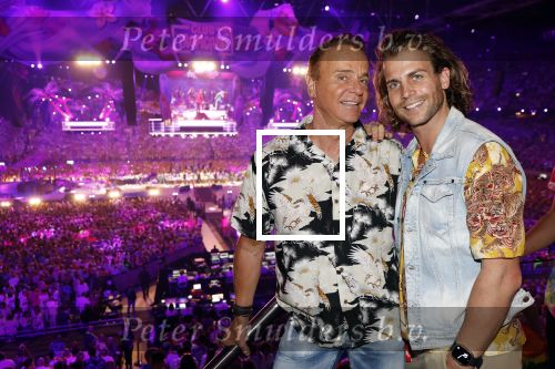 Amsterdam 25 mei 2024
Wino Omtzigt met vriend Glenn en familie bij toppers in Concert in de Amsterdam Johan Cruijff arena