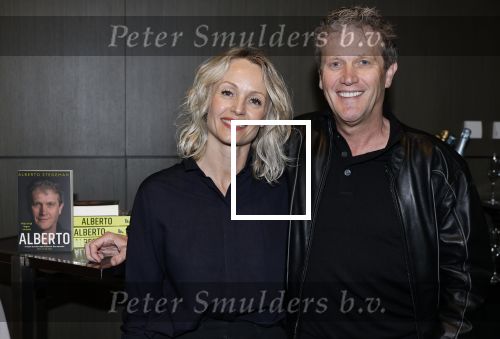 Schiphol 28 mei 2025
Boekpresentatie Alberto Stegeman in Hilton Schiphol. Alberto Stegman met zijn vrouw Judith