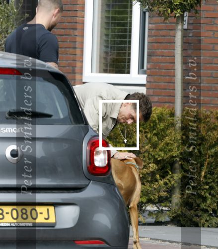 Wilnis 20 en 21 mei 2025
Andre Hazes bij zijn huis met zijn hond .