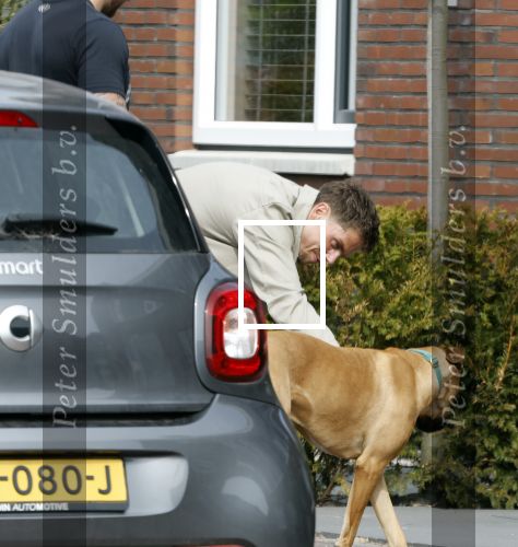 Wilnis 20 en 21 mei 2025
Andre Hazes bij zijn huis met zijn hond .