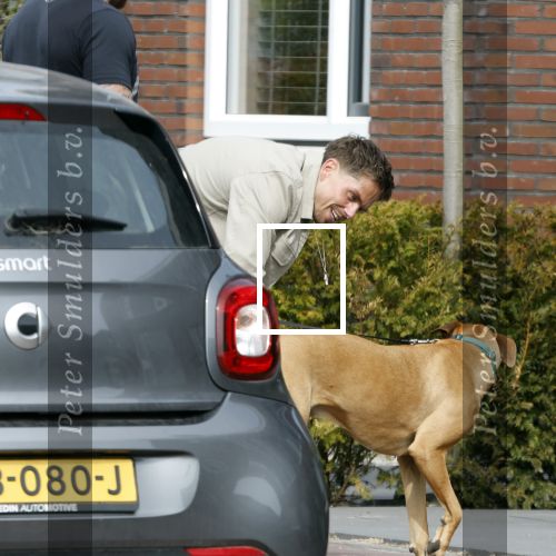 Wilnis 20 en 21 mei 2025
Andre Hazes bij zijn huis met zijn hond .