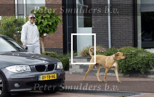 Wilnis 25 mei 2025
Andre Hazes gaat sporten en daarna komt Monique Westenberg met zoon Andre Hazes jr de hond brengen bij zijn huis .
Andre en Monique geven elkaar een knuffel .