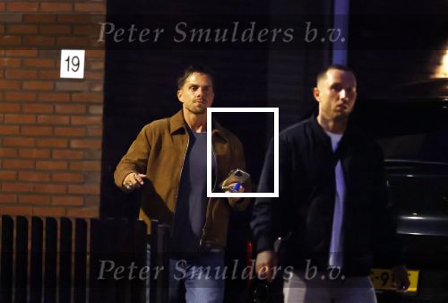 Wilnis 25 mei 2025
Noa Braaf de nieuwe vriendin van Andre Hazes arriveert bij zijn huis . Nadat Andre Hazes de hond heeft uitgelaten haalt Djarno Hofland hem op om naar een optreden in Amsterdam te gaan