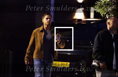 Wilnis 25 mei 2025
Noa Braaf de nieuwe vriendin van Andre Hazes arriveert bij zijn huis . Nadat Andre Hazes de hond heeft uitgelaten haalt Djarno Hofland hem op om naar een optreden in Amsterdam te gaan