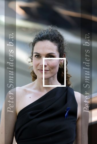 Rotterdam 15 mei 2025
Koningin MÃ¡xima opent Fenix, het kunstmuseum over migratie in Rotterdam. Het museum is gevestigd in een gerestaureerde monumentale loods uit 1923 die staat op de kade van vertrek en aankomst, de plek waar miljoenen mensen een nieuw leven zijn begonnen. Anna Drijver
