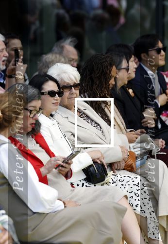 Rotterdam 15 mei 2025
Koningin MÃ¡xima opent Fenix, het kunstmuseum over migratie in Rotterdam. Het museum is gevestigd in een gerestaureerde monumentale loods uit 1923 die staat op de kade van vertrek en aankomst, de plek waar miljoenen mensen een nieuw leven zijn begonnen. Annewil Blankers