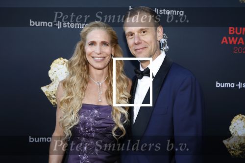 Amsterdam 2 juni 2025
Uitreiking Buma prijzen in de schouwburg van Amsterdam. Armin v Buuren kwam met zijn vrouw