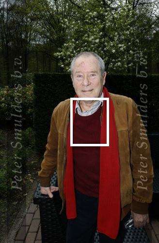 Renkum 21 april 2025
Ronnie Tober 80 jaar . Hij geeft feest in restaurant Campman in Renkum . Zijn partner Jan Jochems is natuurlijk aanwezig .  Bill v Dijk