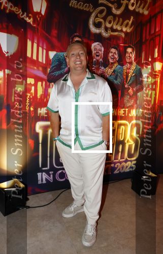 Amsterdam 1 juni 2025
Rene Froger krijgt na de laatste toppers in concert een koninklijke onderscheiding in de Johan Cruyff arena . Billy Dans kwam met zijn ouders