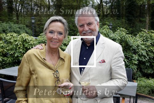 Renkum 21 april 2025
Ronnie Tober 80 jaar . Hij geeft feest in restaurant Campman in Renkum . Zijn partner Jan Jochems is natuurlijk aanwezig . Bram Brinkman met zijn. vrouw