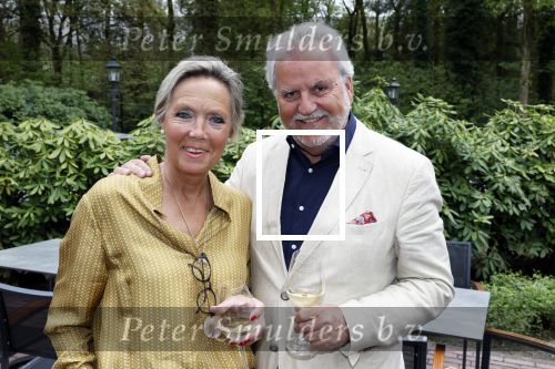 Renkum 21 april 2025
Ronnie Tober 80 jaar . Hij geeft feest in restaurant Campman in Renkum . Zijn partner Jan Jochems is natuurlijk aanwezig . Bram Brinkman met zijn. vrouw