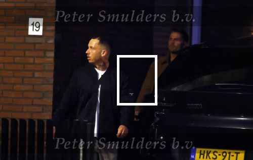 Wilnis 25 mei 2025
Noa Braaf de nieuwe vriendin van Andre Hazes arriveert bij zijn huis . Nadat Andre Hazes de hond heeft uitgelaten haalt Djarno Hofland hem op om naar een optreden in Amsterdam te gaan