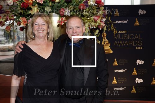 Leusden 16 april 2025
Musicalawards gala bij AFAS . Erik van Muiswinkel met zijn partner Paulien Schoof