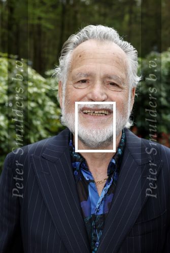 Renkum 21 april 2025
Ronnie Tober 80 jaar . Hij geeft feest in restaurant Campman in Renkum . Zijn partner Jan Jochems is natuurlijk aanwezig . George Baker met zijn vrouw Blanche
