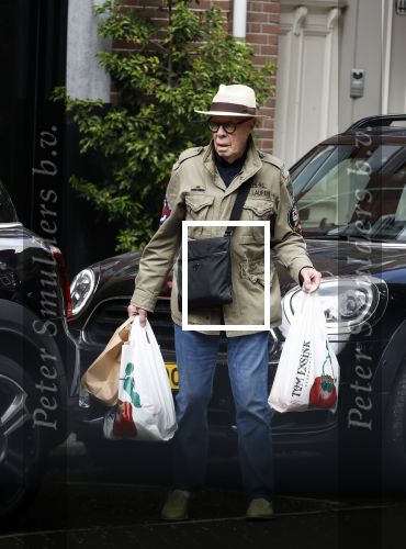Amsterdam 26 mei 2025
Hans v Manen doet boodschappen in Amsterdam zuid.