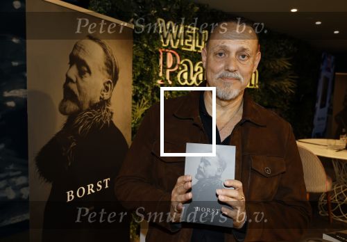 Den Haag 23 april 2025
Boekpresentatie Hugo Borst bij Paagman . Matthijs v Nieuwkerk  interviewde Hugo.