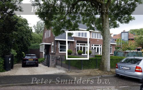 Amstelveen  28 mei 2025
Johnny Heitinga heeft een nieuw huis gekocht aan de Amstel wat nu verbouwd wordt . Humberto Tan is zijn buurman .