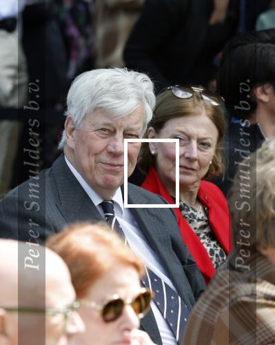Rotterdam 15 mei 2025
Koningin MÃ¡xima opent Fenix, het kunstmuseum over migratie in Rotterdam. Het museum is gevestigd in een gerestaureerde monumentale loods uit 1923 die staat op de kade van vertrek en aankomst, de plek waar miljoenen mensen een nieuw leven zijn begonnen. Ivo Opstelten met zijn vrouw