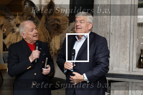 Renkum 21 april 2025
Ronnie Tober 80 jaar . Hij geeft feest in restaurant Campman in Renkum . Zijn partner Jan Jochems is natuurlijk aanwezig . Burgemeester van Den Haag Jan v Zanen reikt de eerste cd uit. Jan v Zanen kwam met zijn partner Simone Richardson