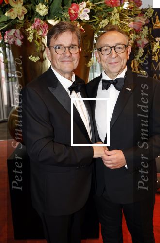 Leusden 16 april 2025
Musicalawards gala bij AFAS . Jon v Eerd met partner . Jon is ruim 23 kg afgevallen