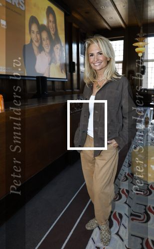 Amsterdam 8 mei 2025
Premiere dochters tijdens het event van friends of the brands in hotel the Grand . Leontine Ruiters kwam met dochter Jada Borsato