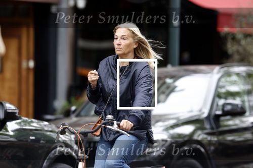 Amsterdam 7 mei 2025
Liesbeth v Basten op de fiets in Amsterdam zuid