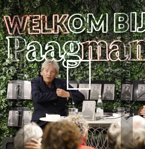 Den Haag 23 april 2025
Boekpresentatie Hugo Borst bij Paagman . Matthijs v Nieuwkerk  interviewde Hugo.
