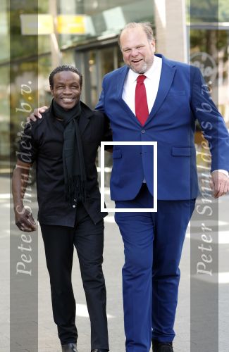 Amsterdam 8 mei 2025
Menno Kohler en Regilio Tuur  bij Gelderlandplein .