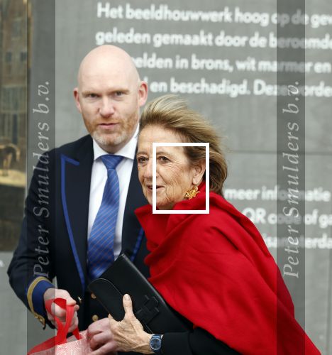 Amsterdam 4 mei 2025
Dodenherdenking op de dam met Koning Willem Alexander en Koningin Maxima . Maria del Carmen Cerruti. de moeder van koningin Maxima arriveert bij het paleis