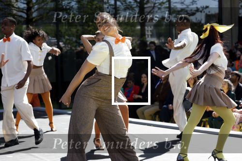 Rotterdam 15 mei 2025
Koningin MÃ¡xima opent Fenix, het kunstmuseum over migratie in Rotterdam. Het museum is gevestigd in een gerestaureerde monumentale loods uit 1923 die staat op de kade van vertrek en aankomst, de plek waar miljoenen mensen een nieuw leven zijn begonnen.