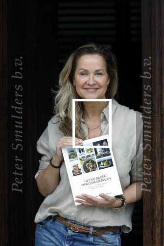 Muiden 17 april 2025
Paulien Huizinga met haar nieuwe boek