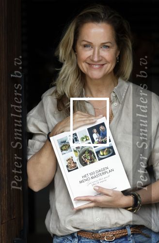 Muiden 17 april 2025
Paulien Huizinga met haar nieuwe boek