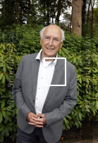 Renkum 21 april 2025
Ronnie Tober 80 jaar . Hij geeft feest in restaurant Campman in Renkum . Zijn partner Jan Jochems is natuurlijk aanwezig . Peter Koelewijn