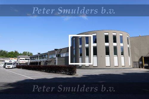 Bussum 15 mei 2025
Prins Bernhard jr heeft dit pand gekocht in Bussum