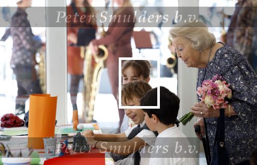 Amsterdam 20 mei 2025
Prinses Beatrix opent Art Zuid in Amsterdam zuid. Prinses Beatrix loopt met 2 wandelstokken .