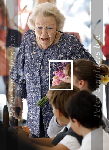 Amsterdam 20 mei 2025
Prinses Beatrix opent Art Zuid in Amsterdam zuid. Prinses Beatrix loopt met 2 wandelstokken .