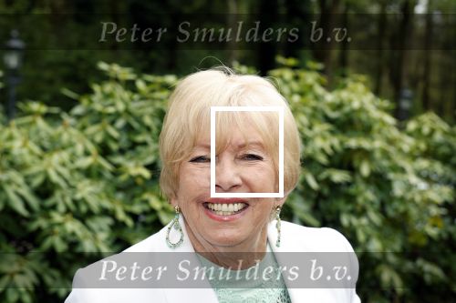 Renkum 21 april 2025
Ronnie Tober 80 jaar . Hij geeft feest in restaurant Campman in Renkum . Zijn partner Jan Jochems is natuurlijk aanwezig . Ria Valk kwam met haar vriend
