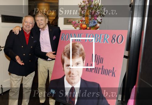Renkum 21 april 2025
Ronnie Tober 80 jaar . Hij geeft feest in restaurant Campman in Renkum . Zijn partner Jan Jochems is natuurlijk aanwezig .