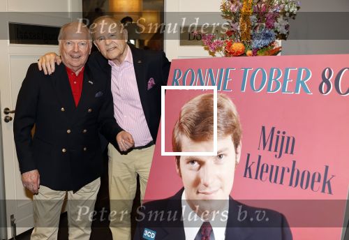 Renkum 21 april 2025
Ronnie Tober 80 jaar . Hij geeft feest in restaurant Campman in Renkum . Zijn partner Jan Jochems is natuurlijk aanwezig .