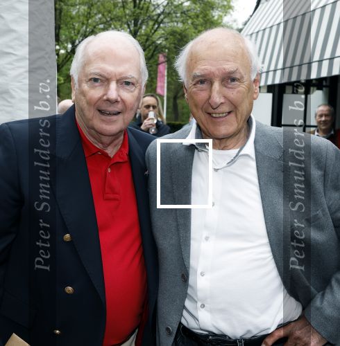 Renkum 21 april 2025
Ronnie Tober 80 jaar . Hij geeft feest in restaurant Campman in Renkum . Zijn partner Jan Jochems is natuurlijk aanwezig . Ronnie Tober en Peter koelewijn