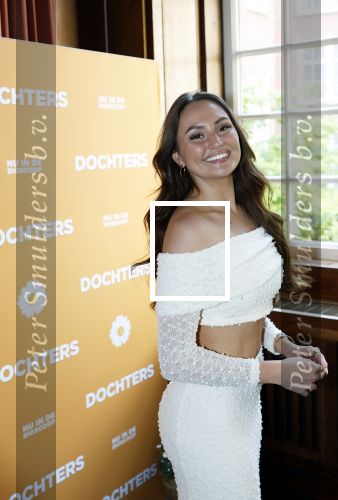 Amsterdam 8 mei 2025
Premiere dochters tijdens het event van friends of the brands in hotel the Grand . Rowenna v d Linden kwam met haar moeder