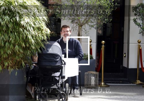 Amsterdam 21 mei 2025
Ruben Nicolai met een vriend op etrras bij de italiaan in Amsterdam zuid.