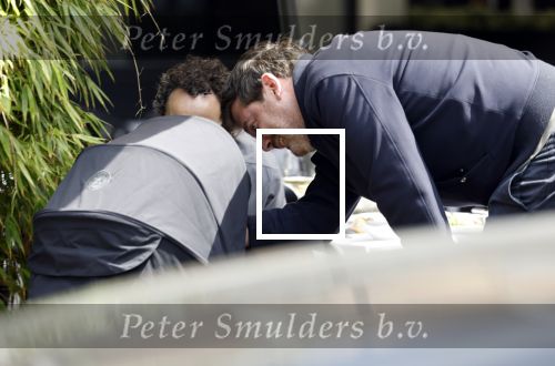 Amsterdam 21 mei 2025
Ruben Nicolai met een vriend op etrras bij de italiaan in Amsterdam zuid.